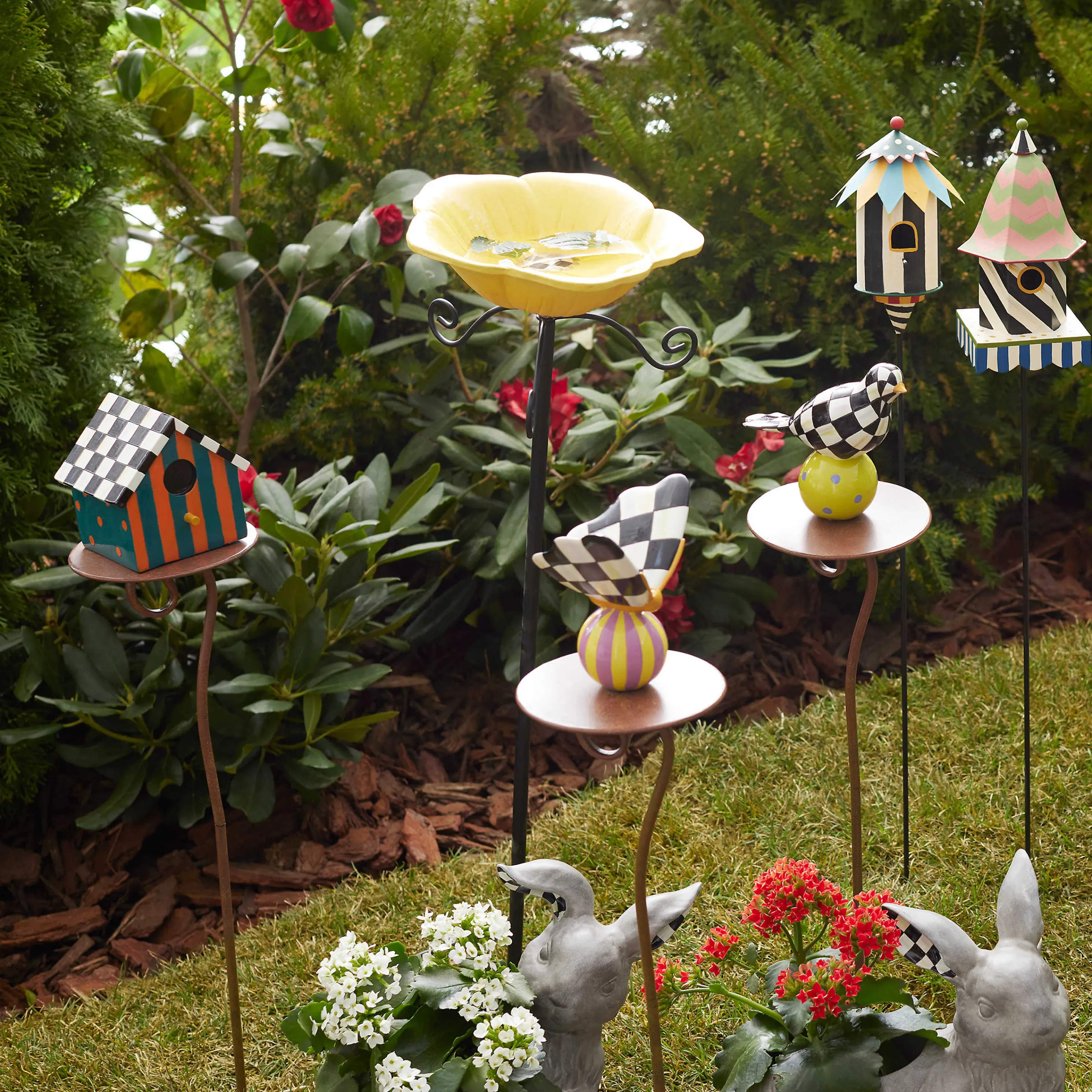 Avant Garden Birdbath Stake - Yellow