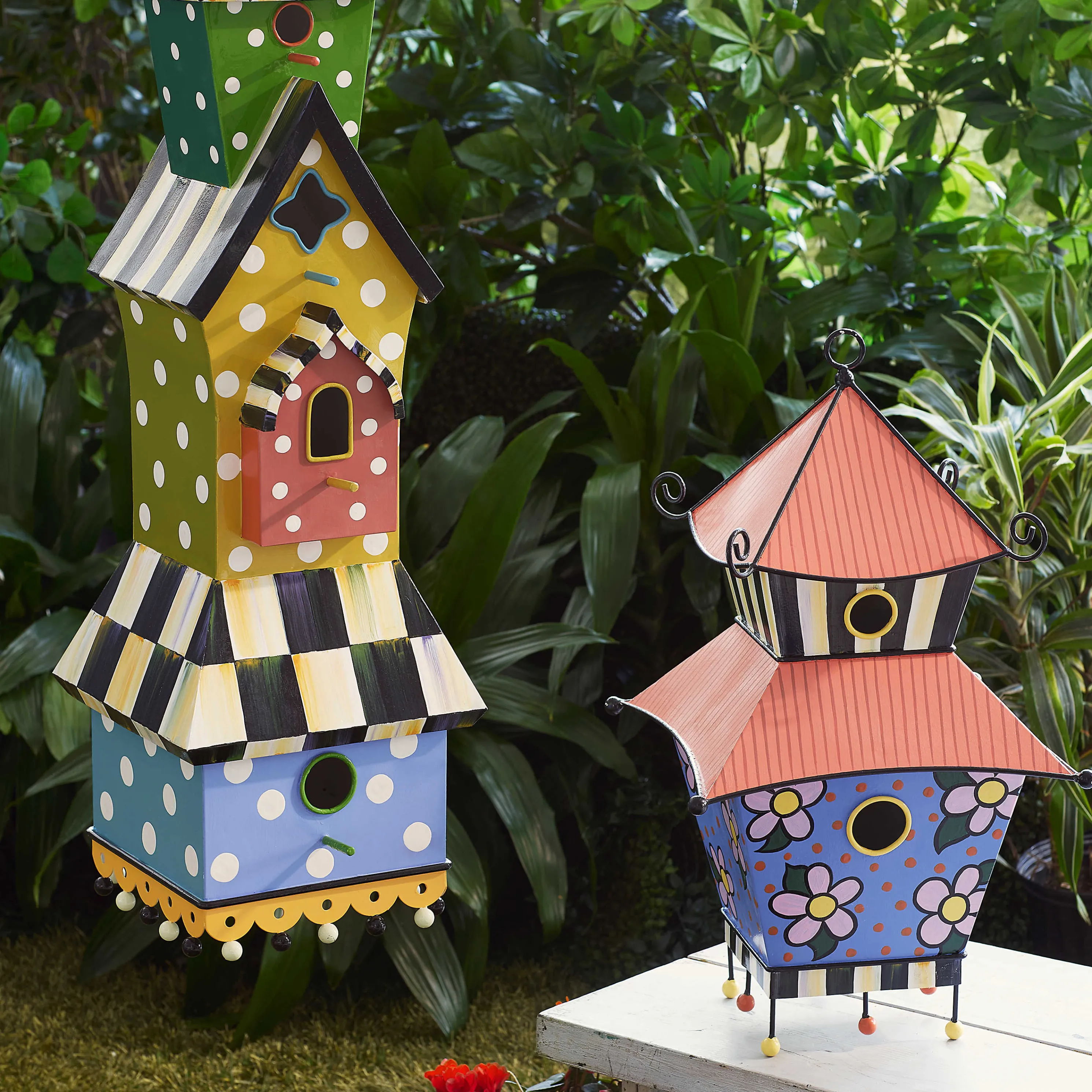 Avant Garden Birdhouse