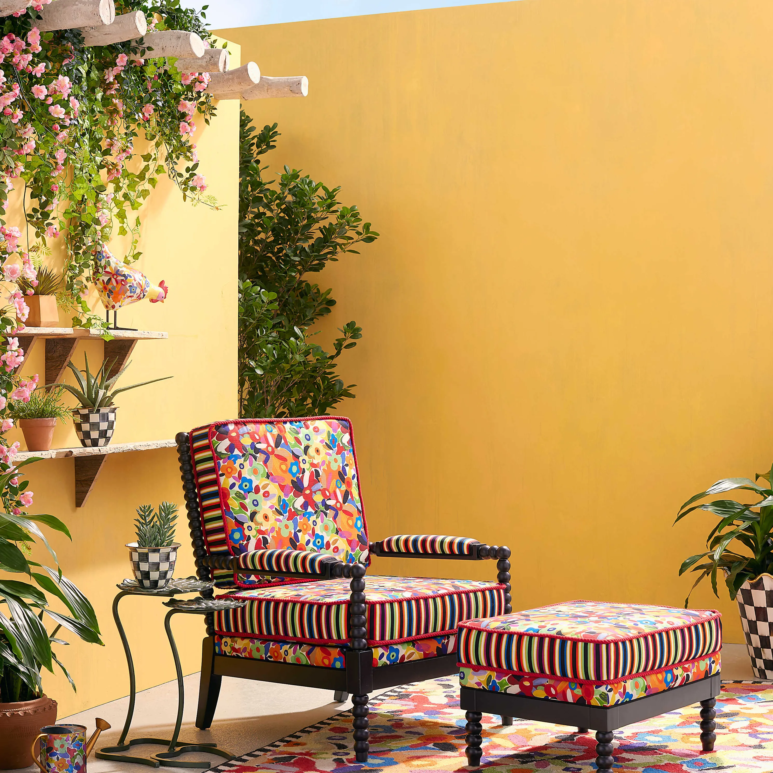 Avant Garden Outdoor Nesting Tables