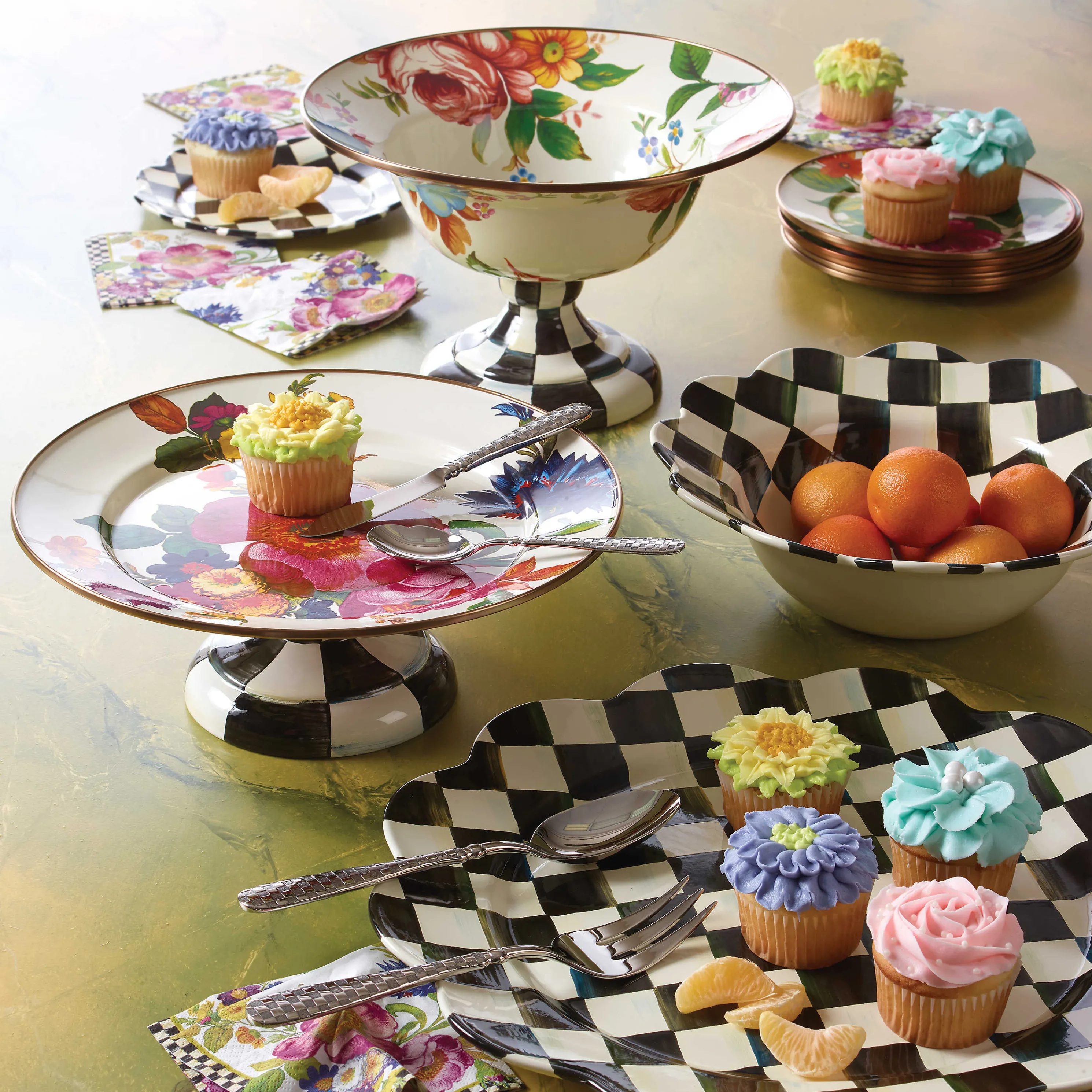 Check Hostess Serving Set