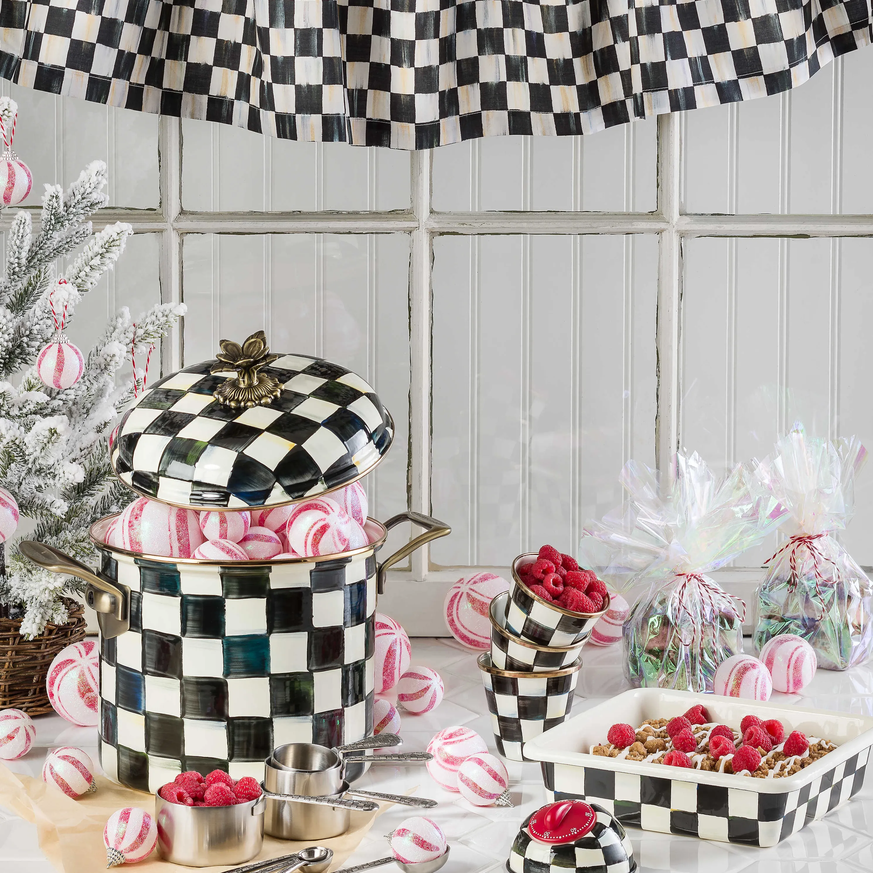 Check Measuring Spoons