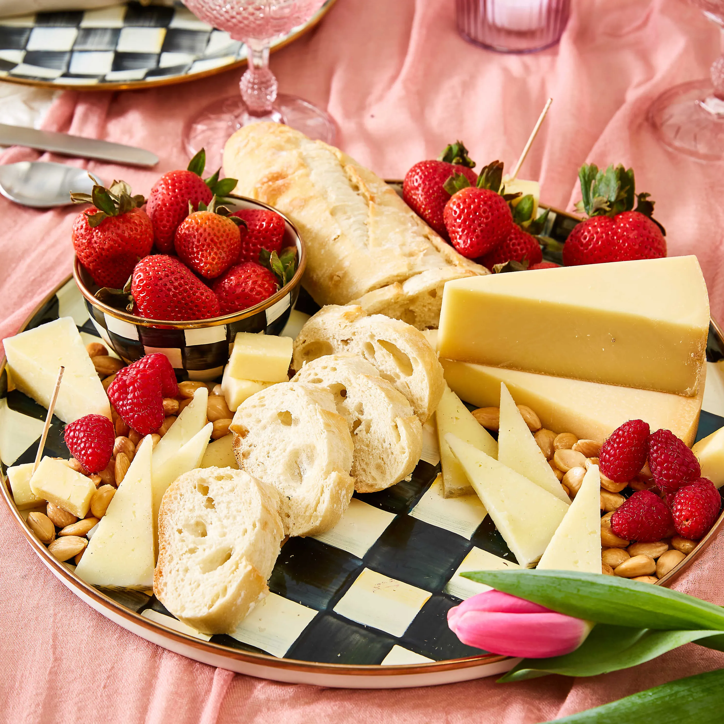 Courtly Check Enamel Round Tray