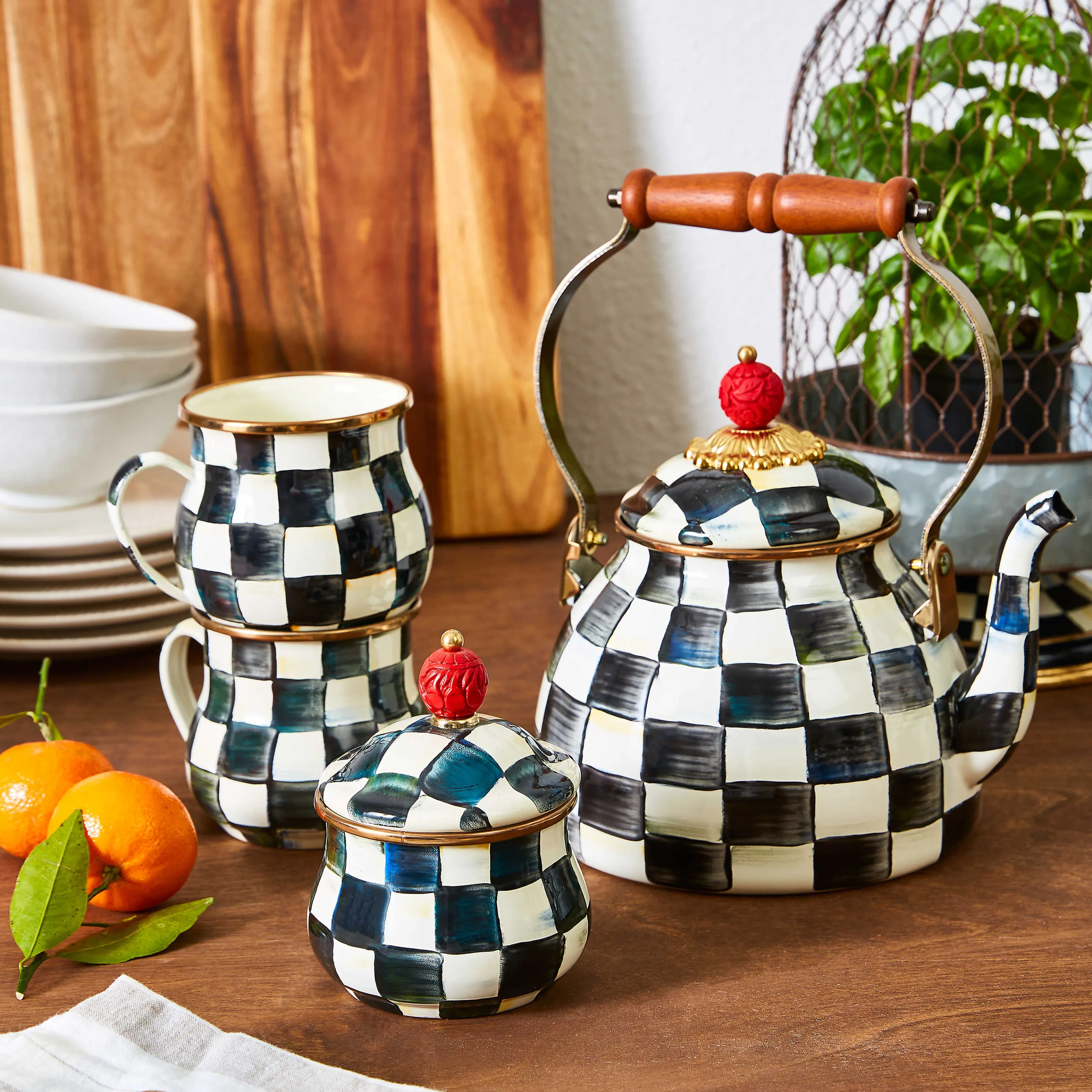 Courtly Check Enamel Mug