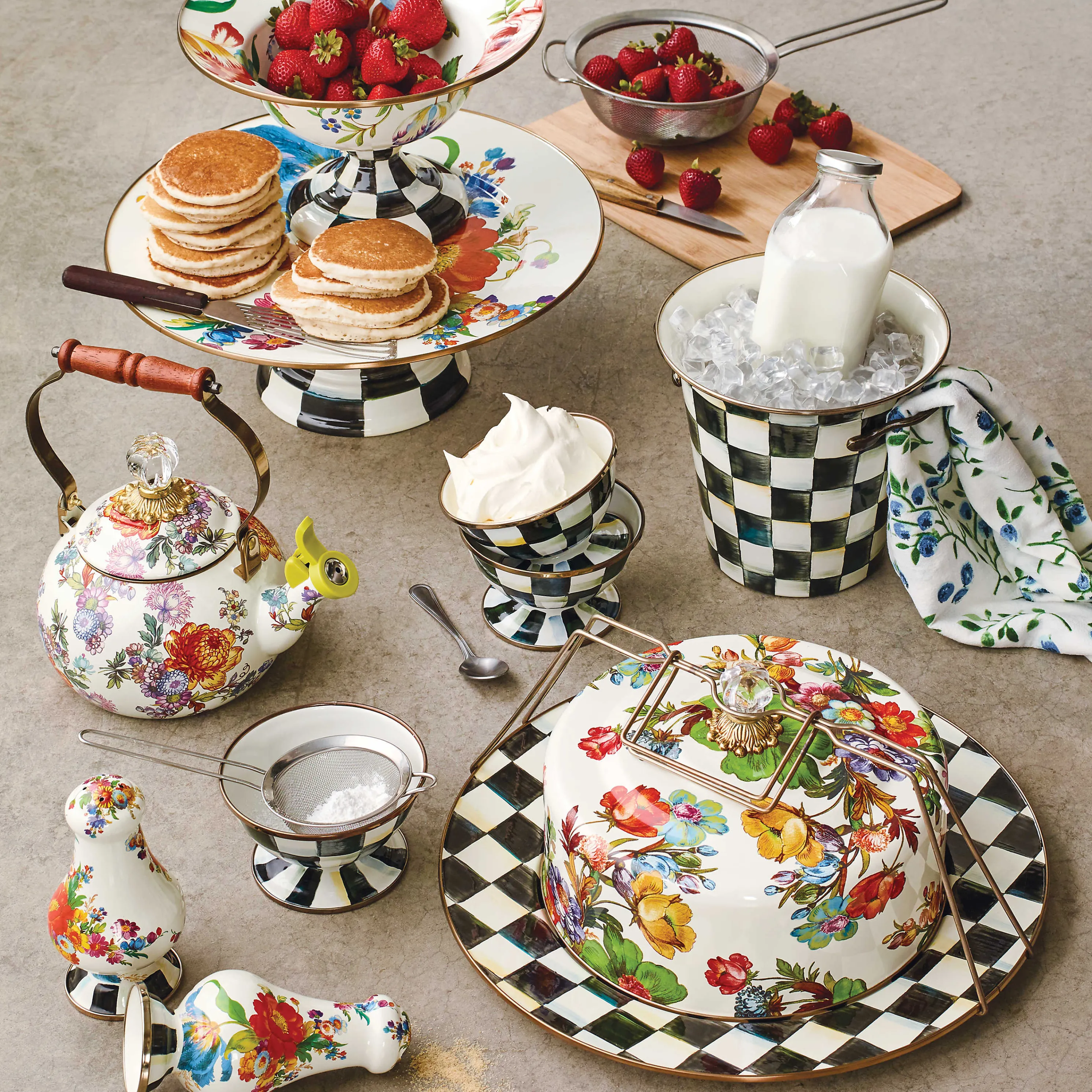 Courtly Check Enamel Ice Cream Dish