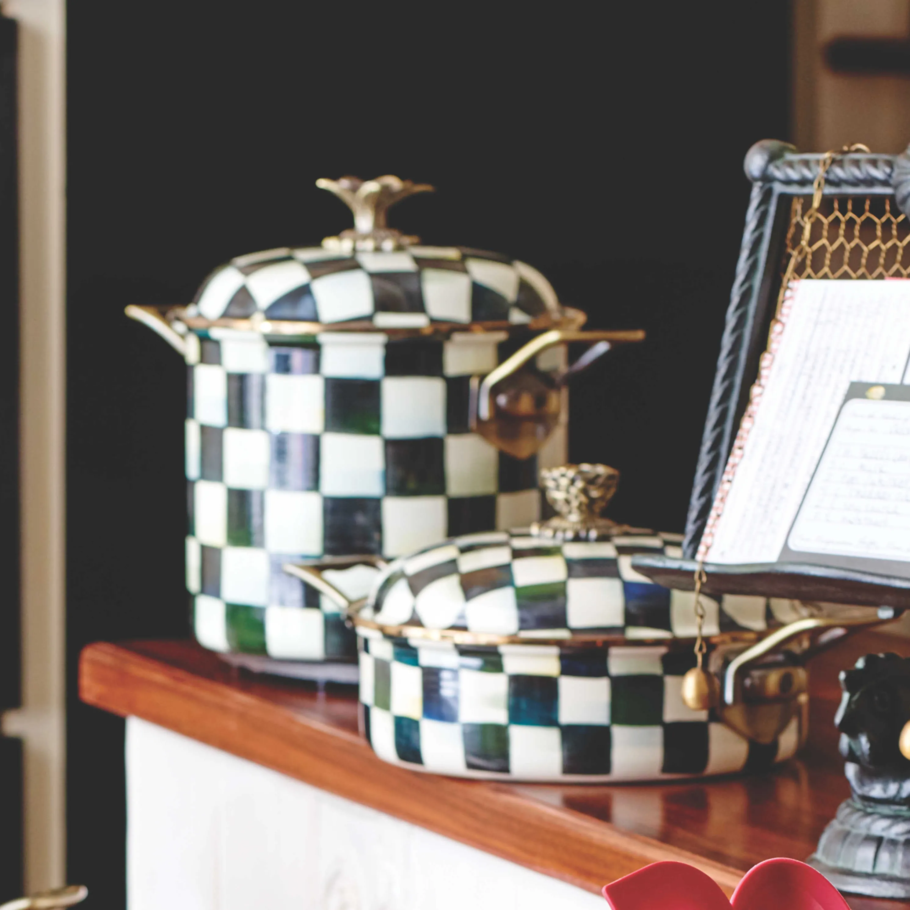 Courtly Check Enamel 7 Qt. Stockpot