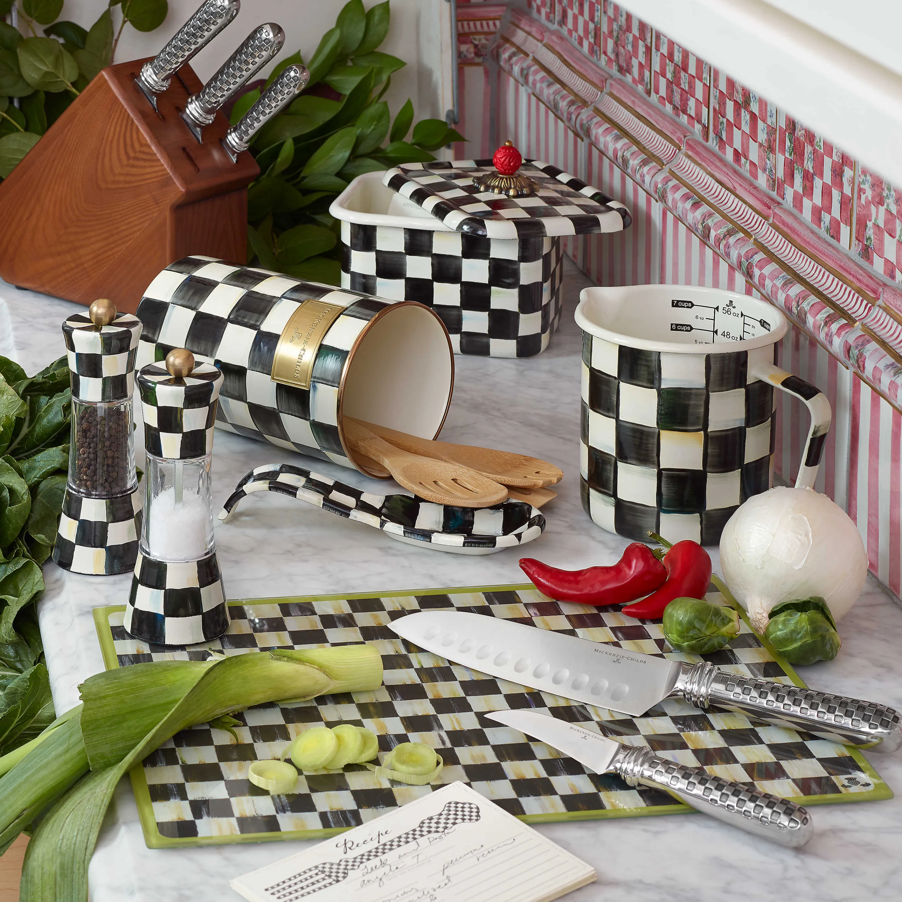 Courtly Check Enamel Grinder