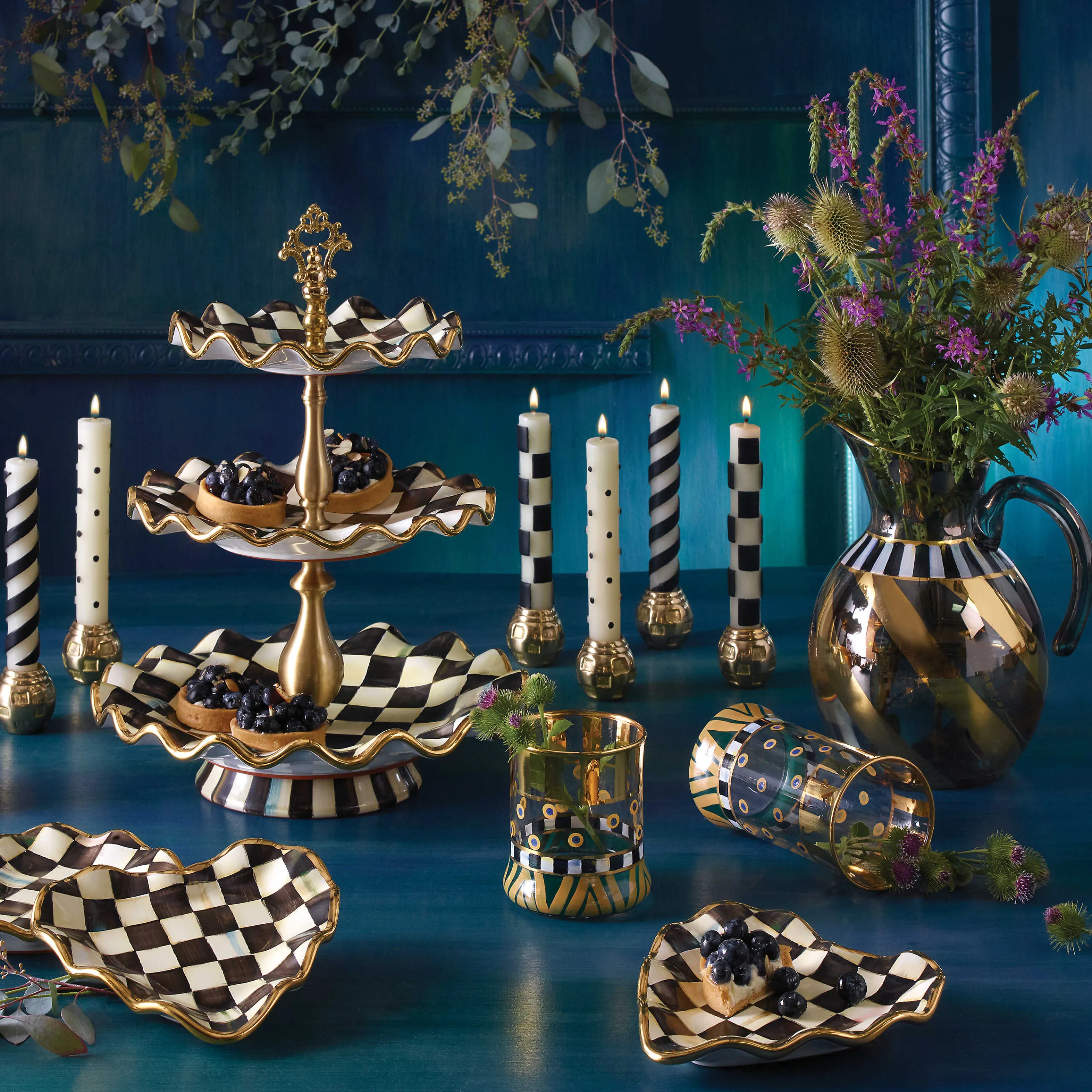 Courtly Check Fluted Heart Plate