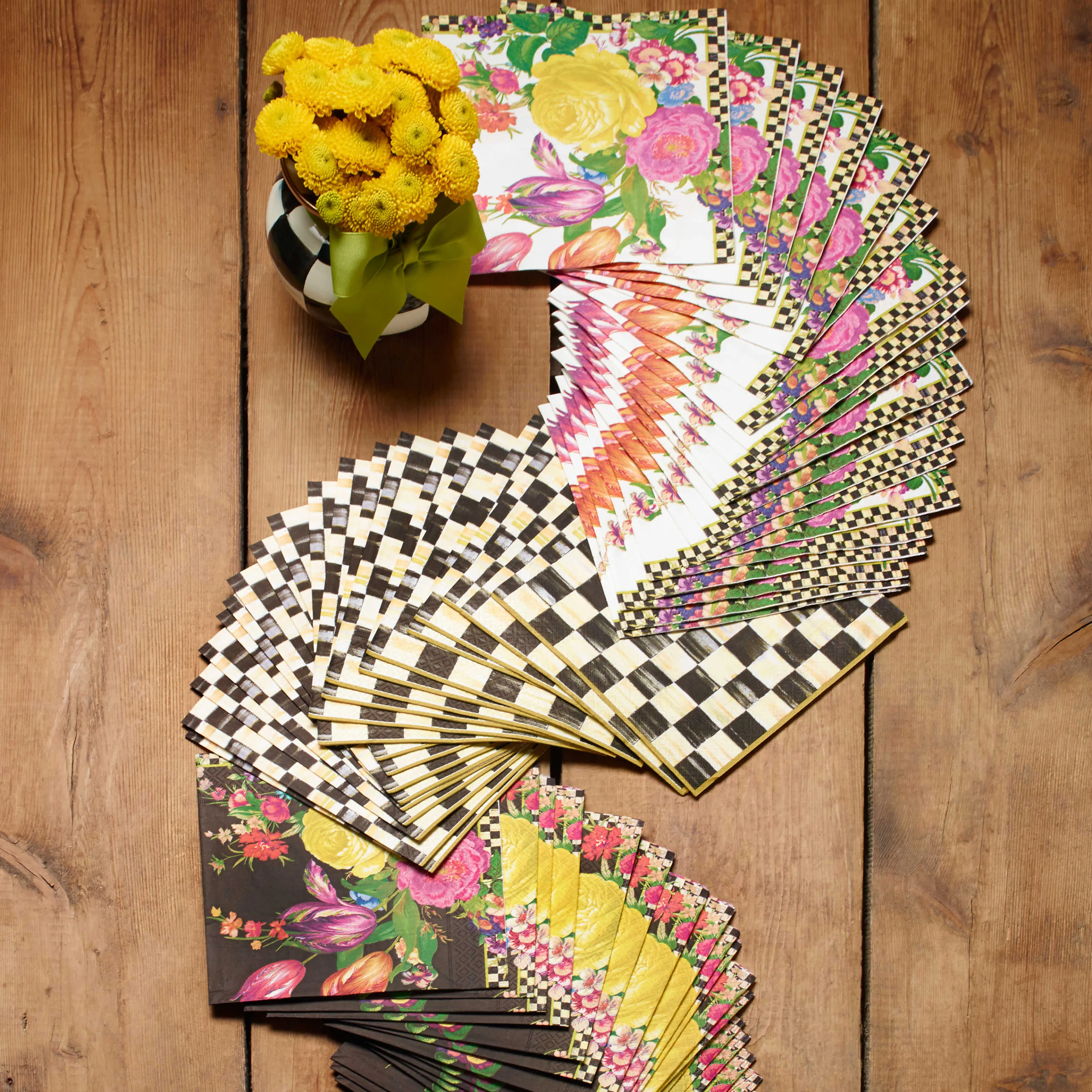 Courtly Check Paper Napkins - Dinner - Gold