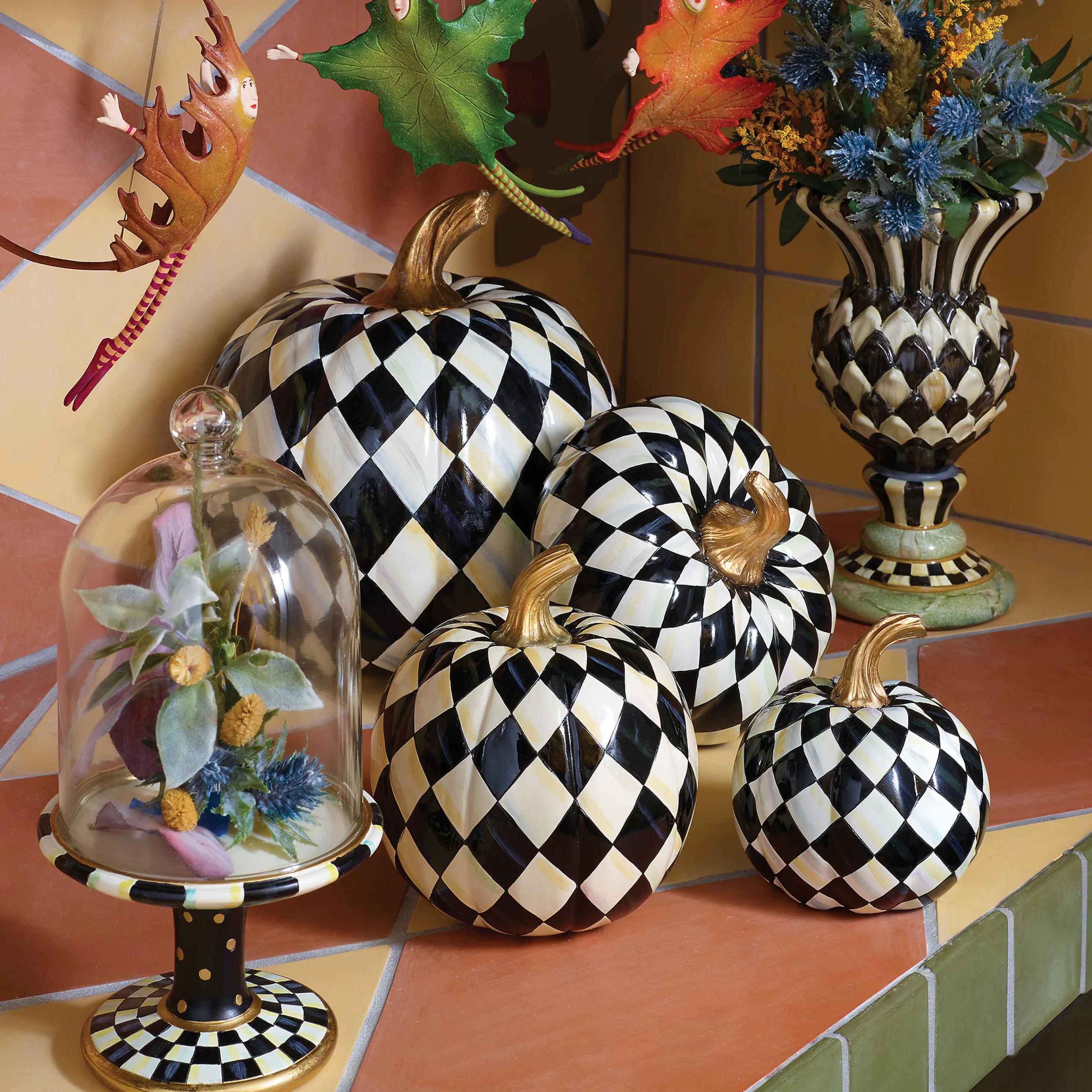 Courtly Check Pedestal With Cloche