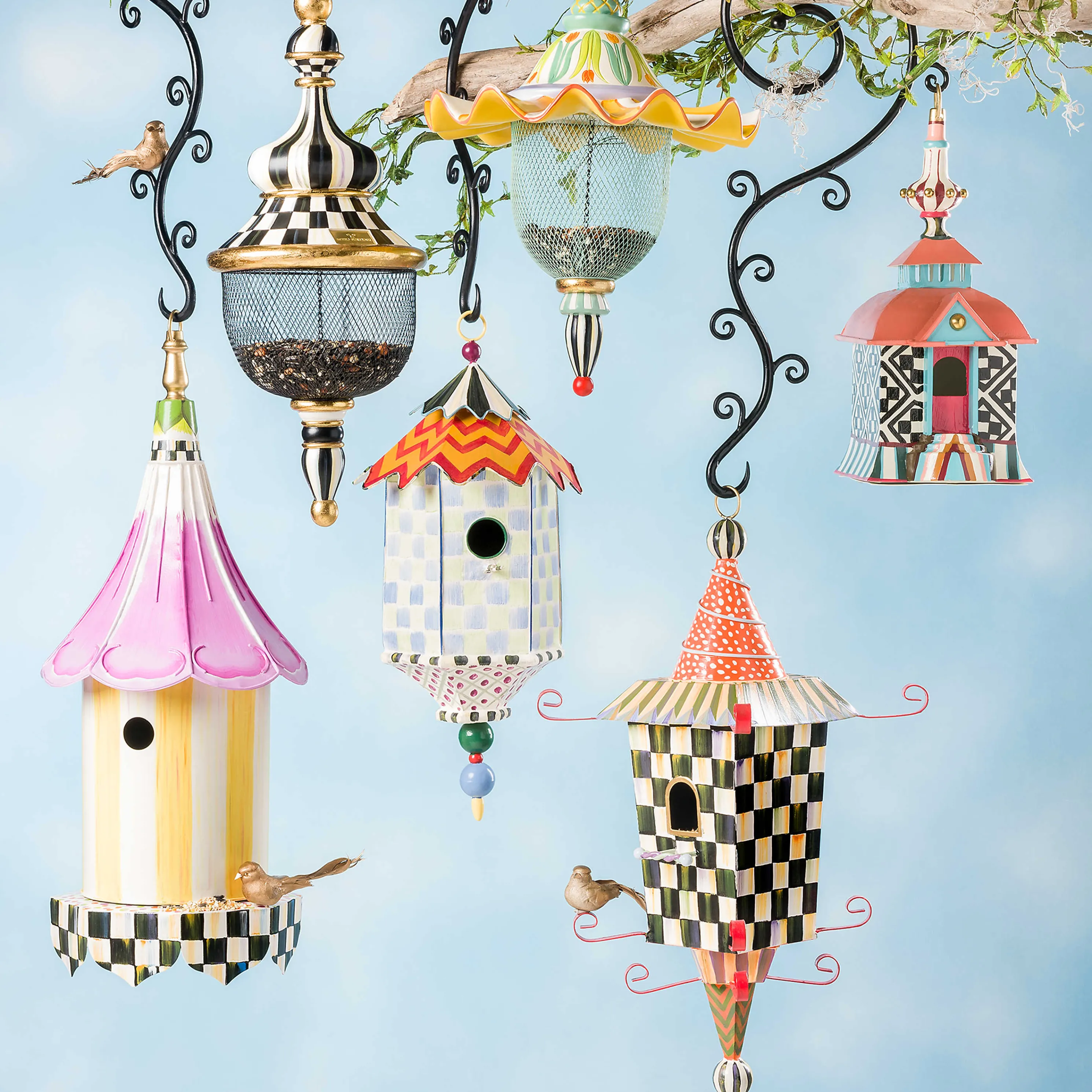 Courtly Check Pendant Bird Feeder