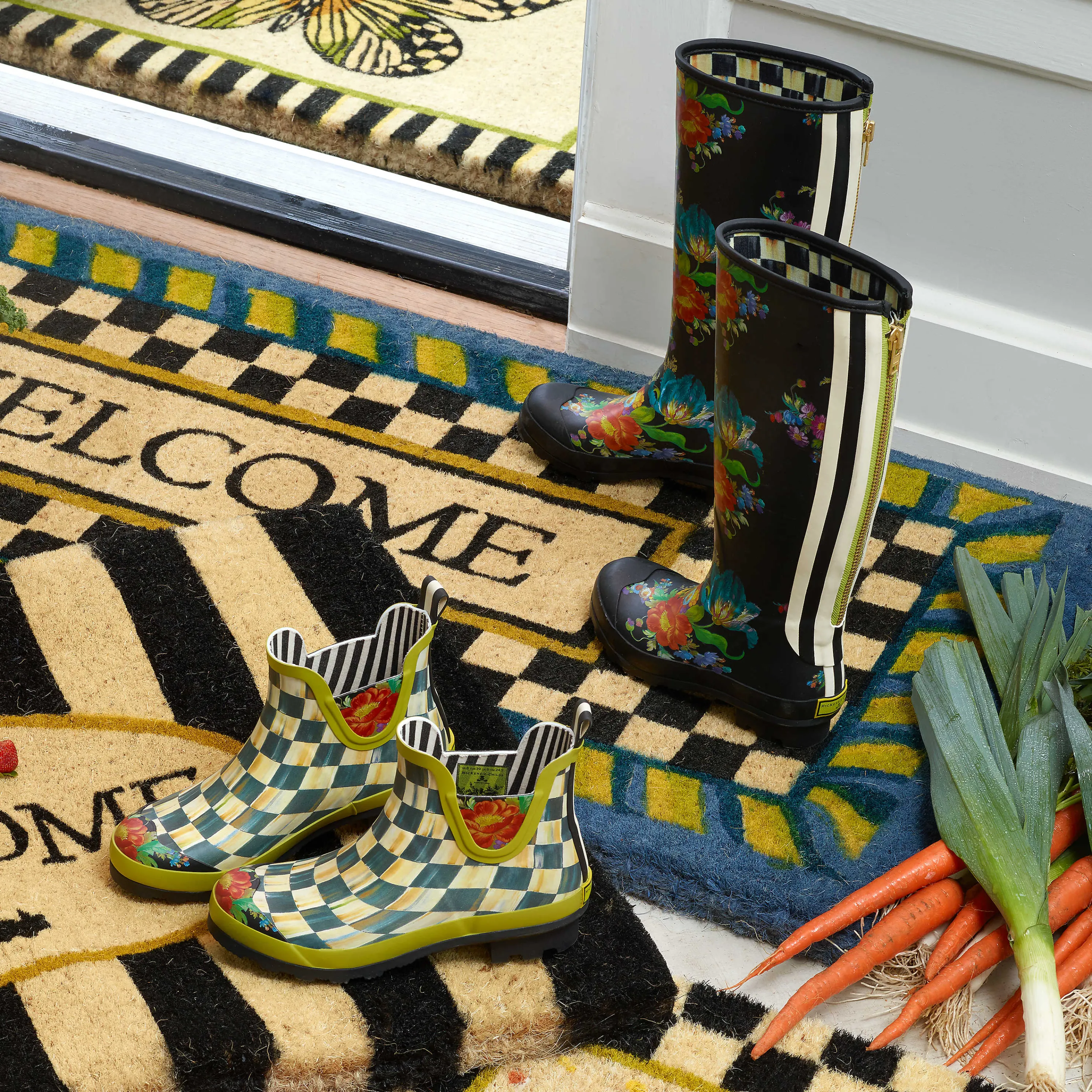 Courtly Check Rain Boots - Short - Size 7