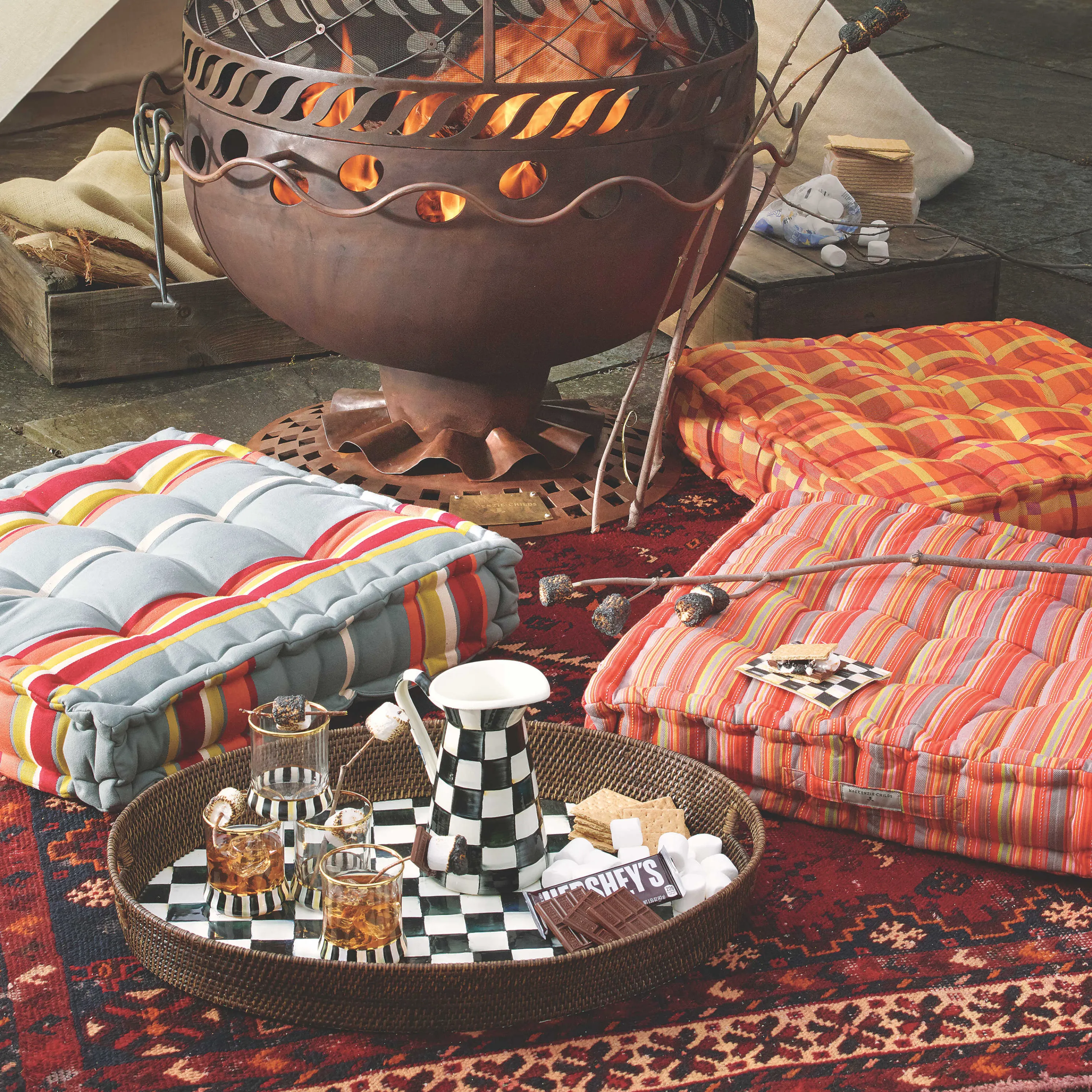 Courtly Check Rattan & Enamel Party Tray