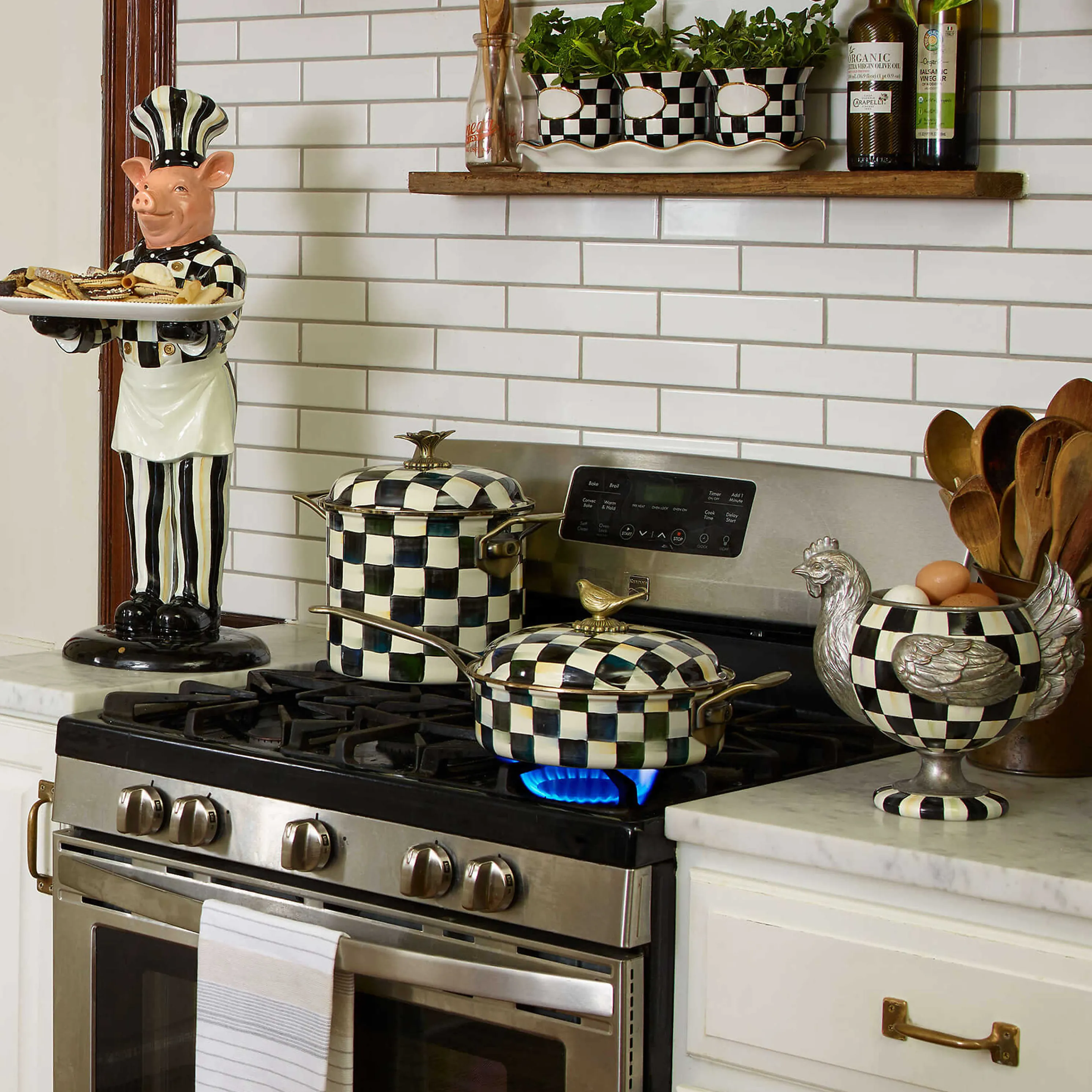 Courtly Chicken Flower Pot