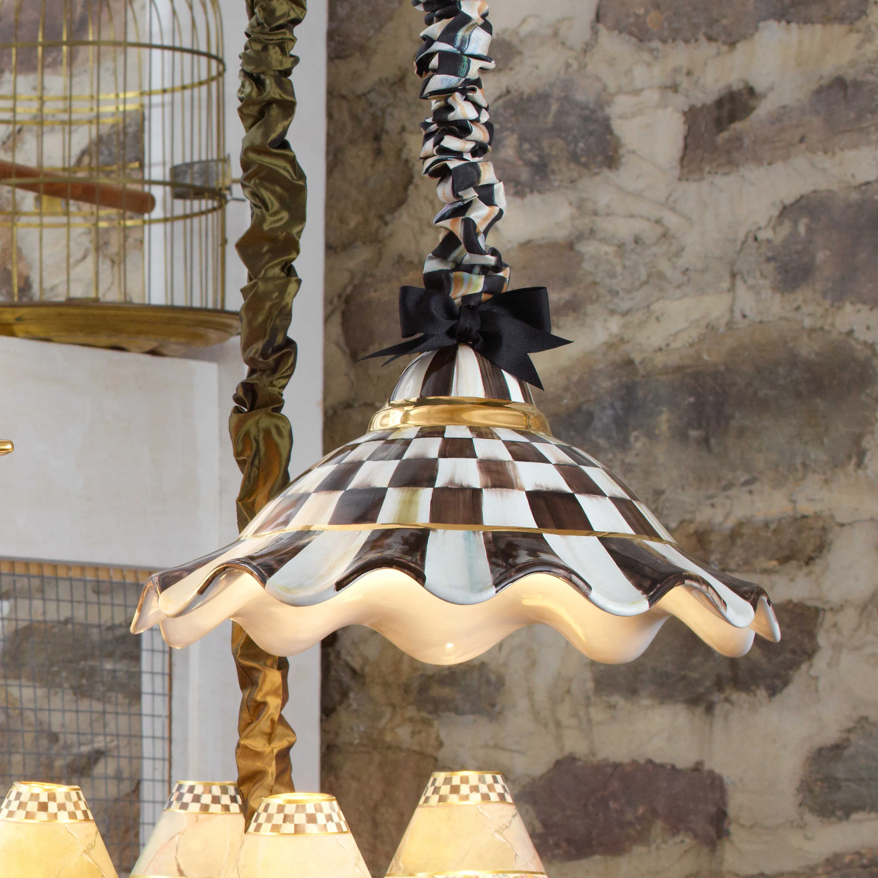 Fluted Hanging Lamp - Courtly Check