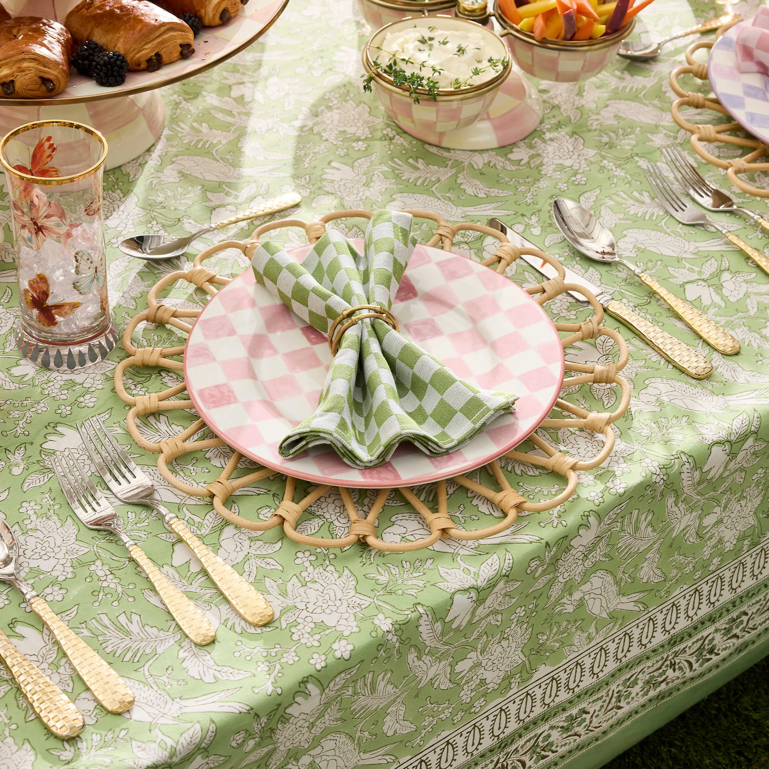 Gold Check Flatware - 5-Piece Place Setting