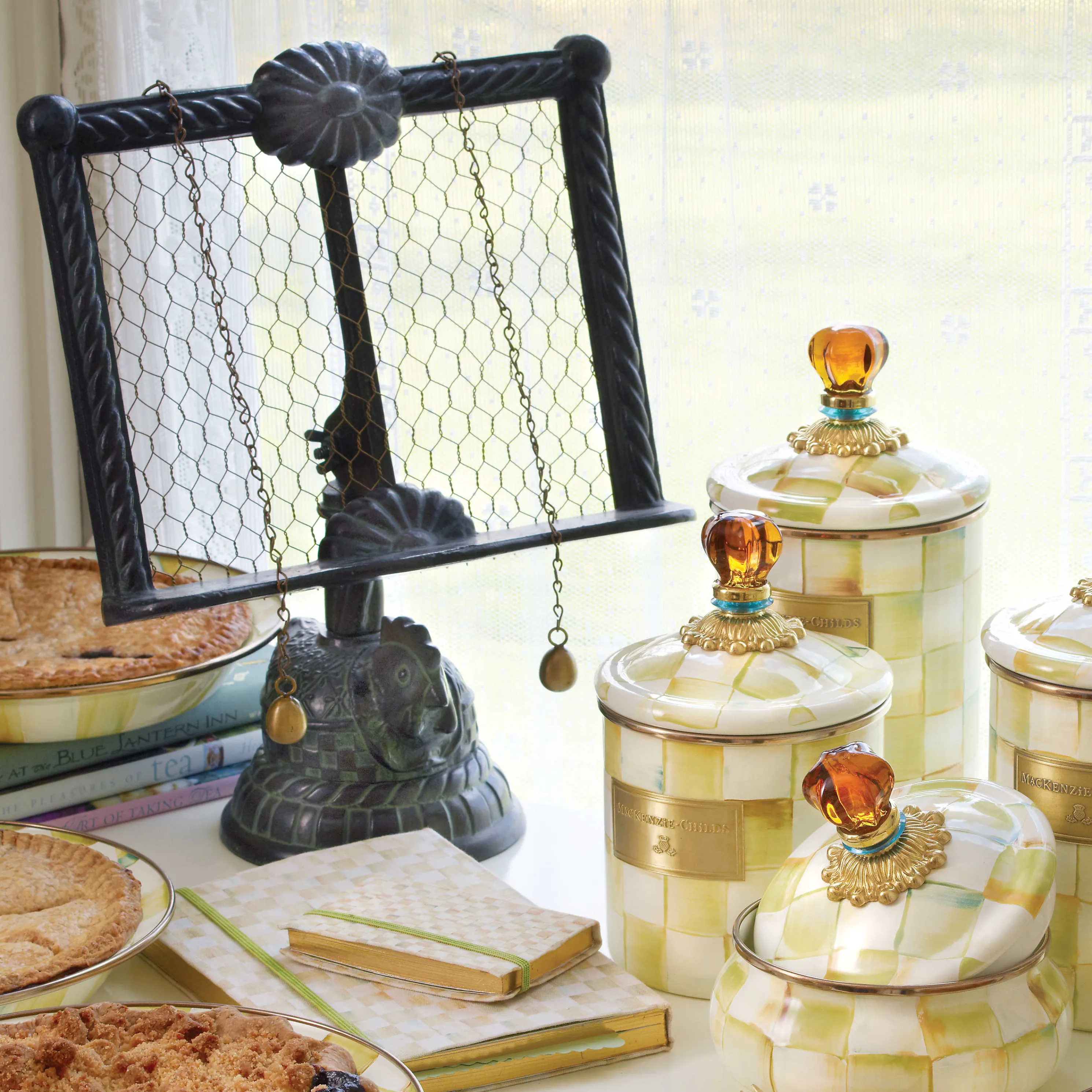 Nesting Chicken Cookbook Stand