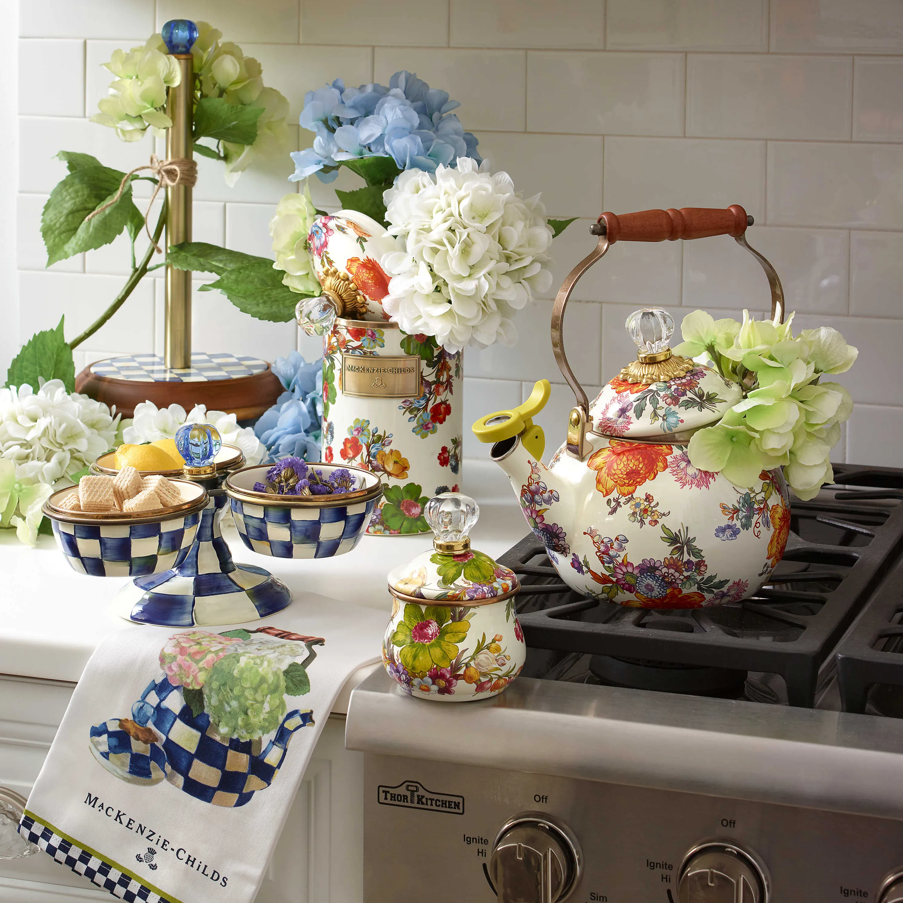 Royal Check Wood Paper Towel Holder