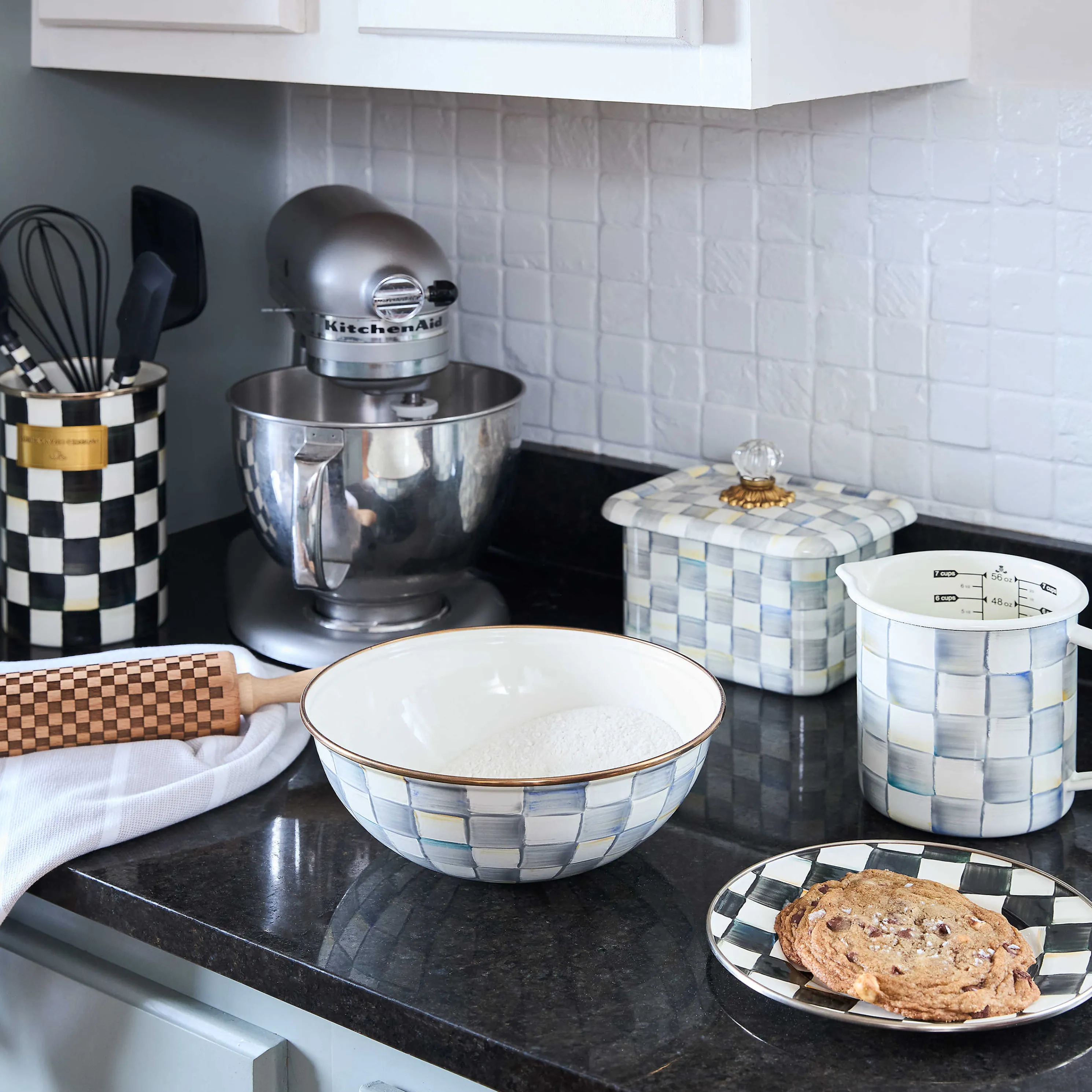 Sterling Check Enamel 7 Cup Measuring Cup