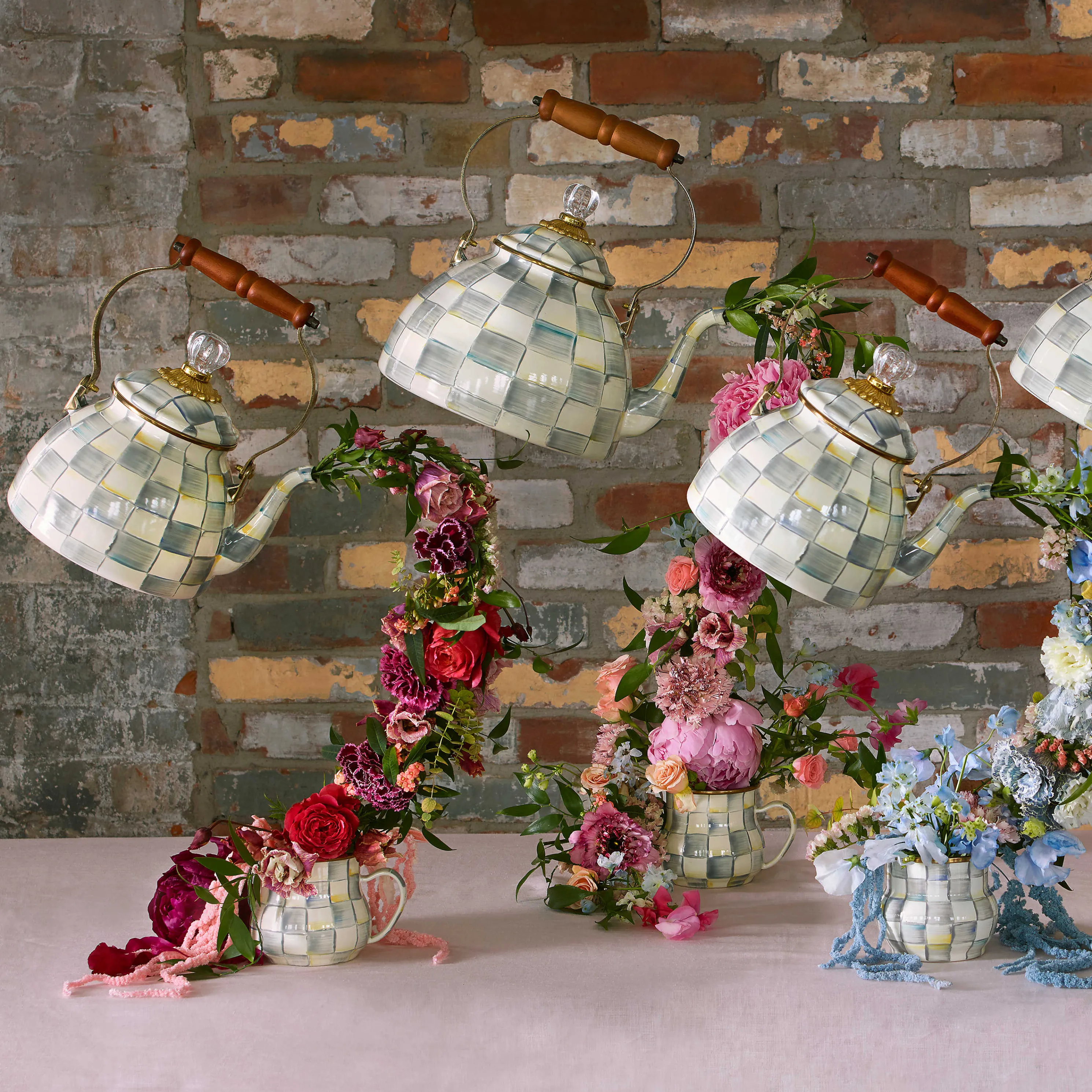 Sterling Check Enamel Tea Kettle - 2 Quart