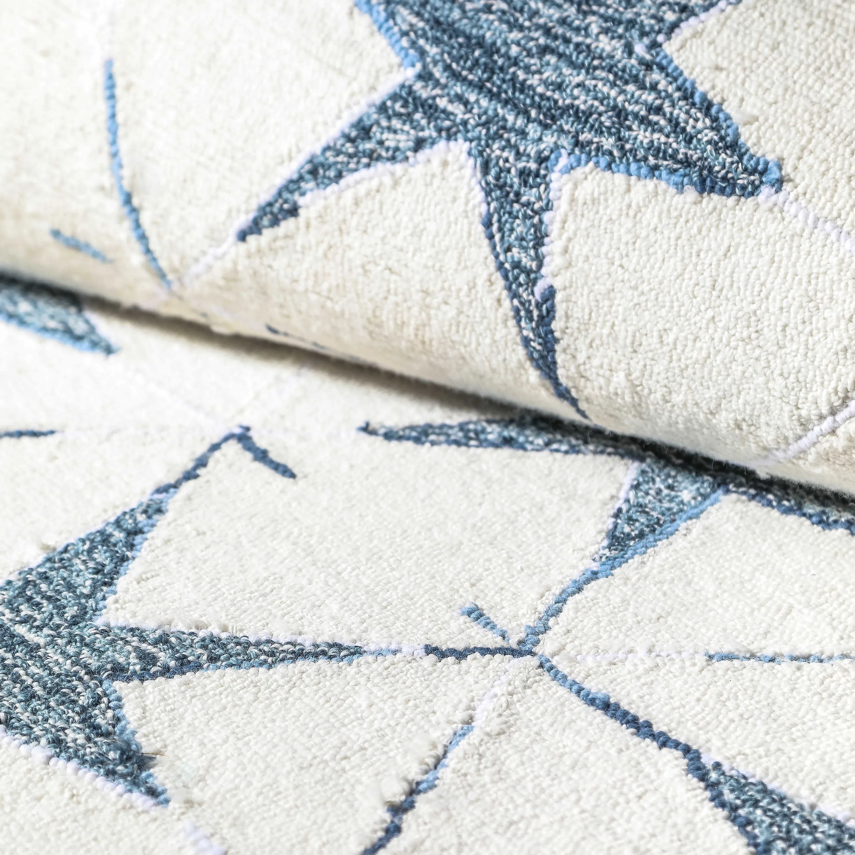 True North Indoor/Outdoor Rug - 2'3