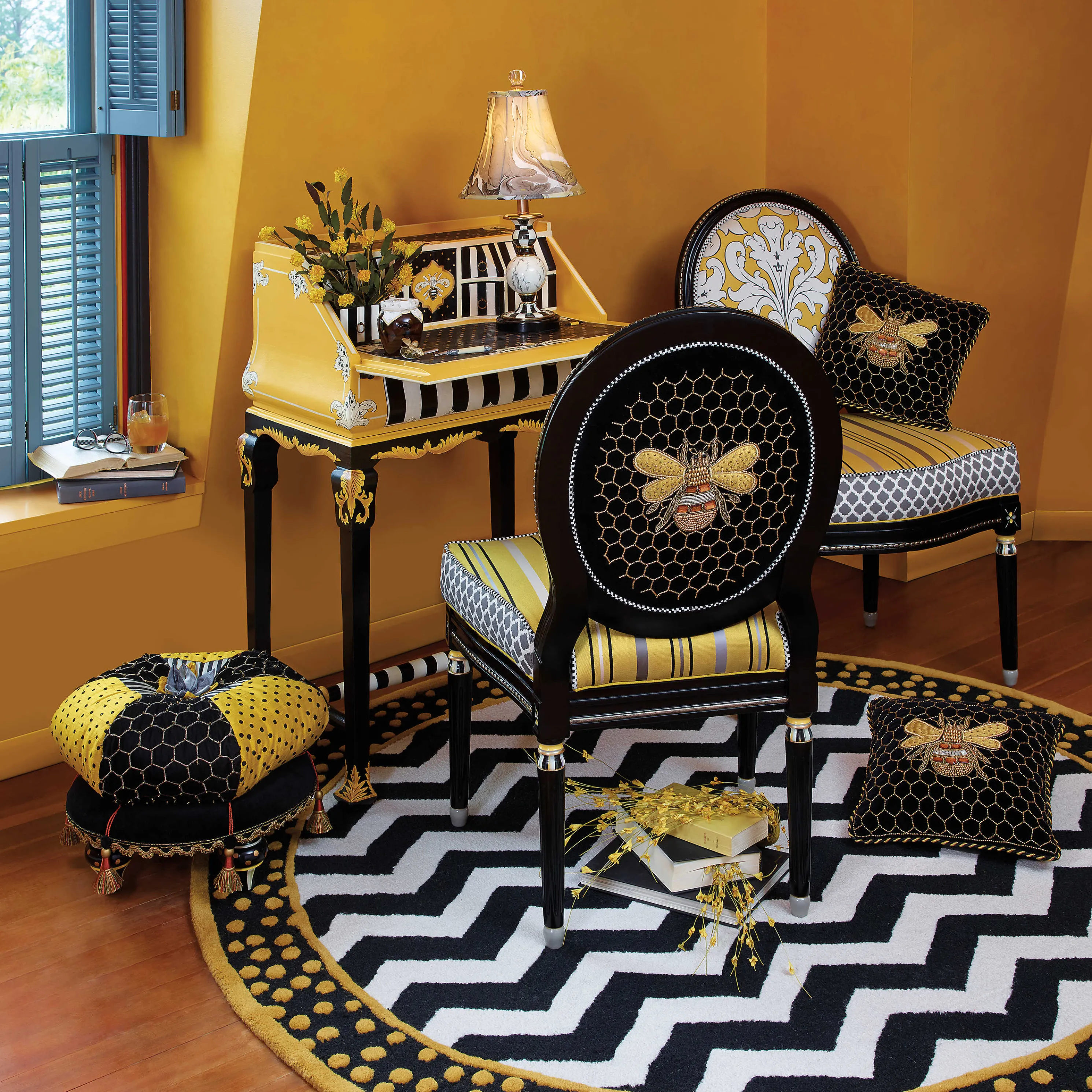 Worker Bee Writing Desk